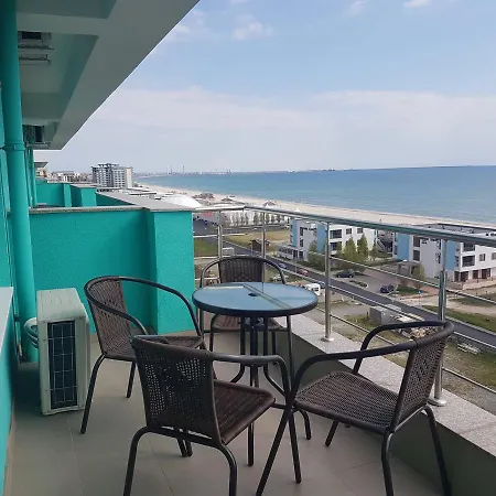 Summerland Sunrise Apartments Mamaia Exterior photo